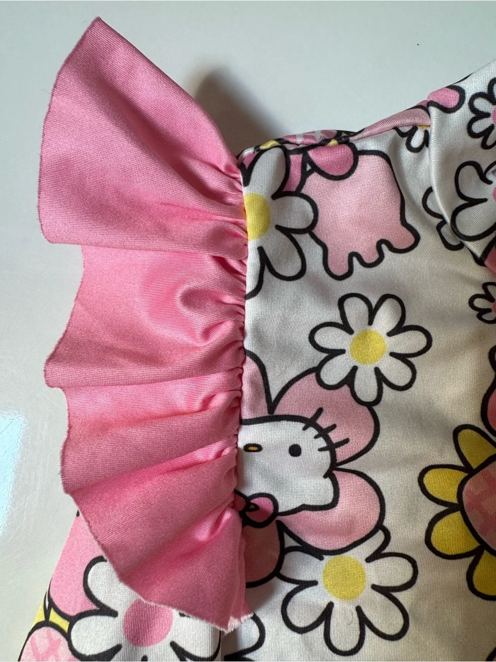 Hello Kitty by Sanrio Pink Floral Ruffle Rashguard Two-Piece Swim Set